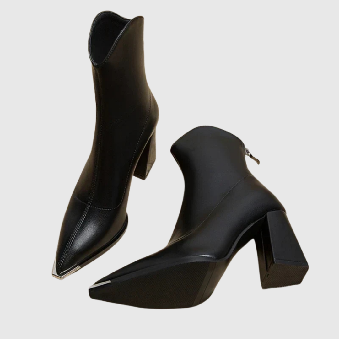 Nox | Relaxed Fit Heels