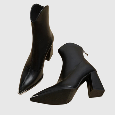 Nox | Relaxed Fit Heels