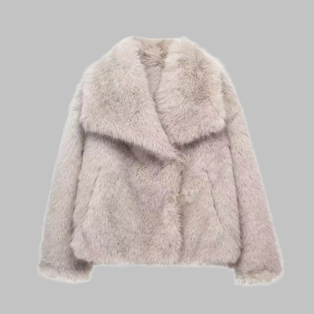 Chloe | Fuzzy Coat