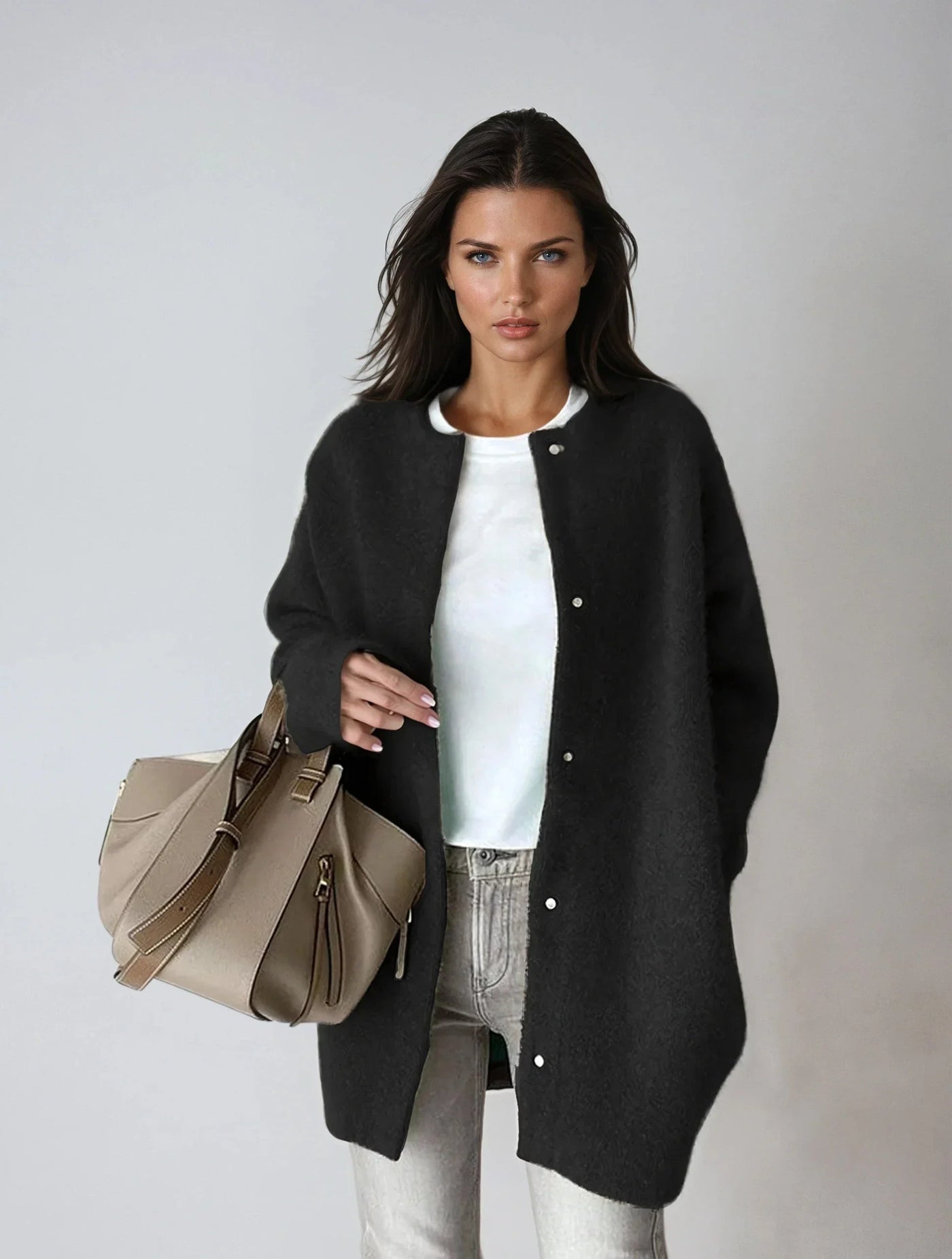 Mia | Wool and Button Fastening